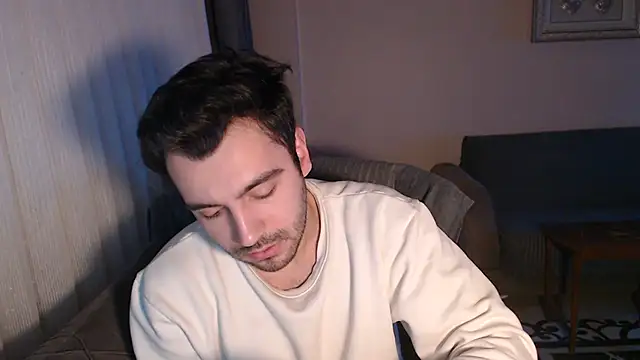 handsomeee04 online show from October 24, 2025, 1:13 am