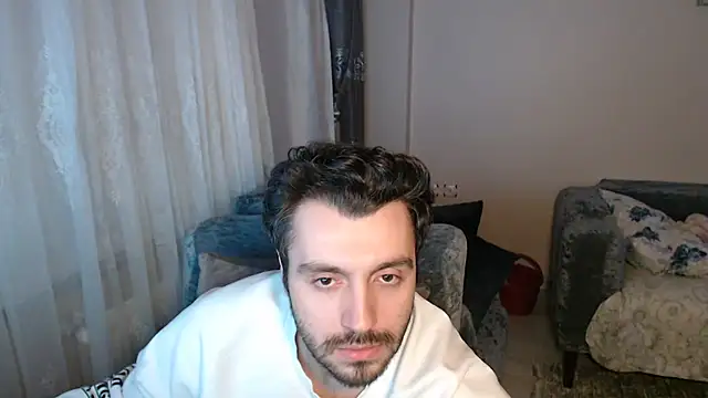 handsomeee04 online show from April 23, 2026, 12:34 am