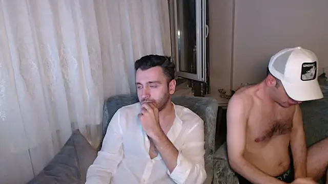 handsomeee04 online show from June 27, 2026, 10:59 pm
