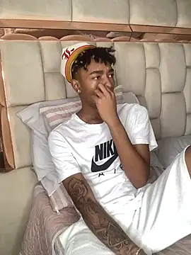 Snapshot of Boy_cock18 chatting on February 19, 2025, 4:44 pm Boy cock18 online show from February 19, 2025, 4:44 pm