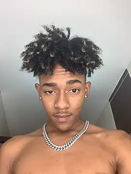 Snapshot of Boy_cock18 chatting on February 26, 2025, 9:37 pm Boy cock18 online show from February 26, 2025, 9:37 pm