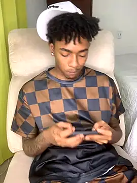 Snapshot of Boy_cock18 chatting on October 24, 2025, 7:16 am Boy cock18 online show from October 24, 2025, 7:16 am