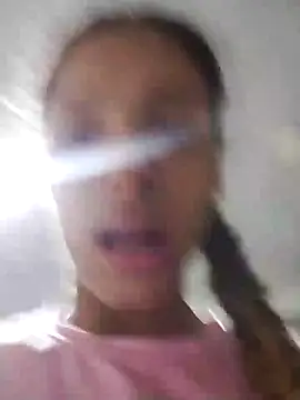 charlotes28 online show from January 3, 2025, 3:49 am