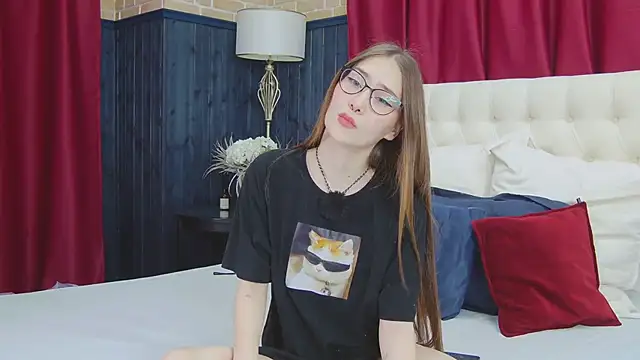 Snapshot of SashaMeow chatting on February 2, 2025, 7:25 pm SashaMeow online show from February 2, 2025, 7:25 pm