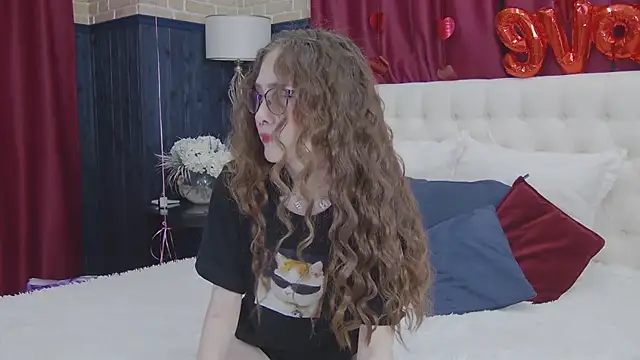 Snapshot of SashaMeow chatting on February 14, 2025, 4:41 pm SashaMeow online show from February 14, 2025, 4:41 pm