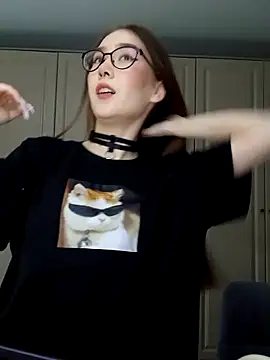 Snapshot of SashaMeow chatting on February 23, 2025, 4:35 pm SashaMeow online show from February 23, 2025, 4:35 pm