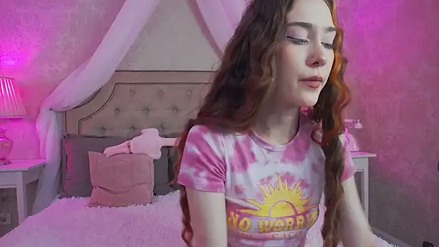 Snapshot of SashaMeow chatting on September 9, 2025, 4:28 pm SashaMeow online show from September 9, 2025, 4:28 pm