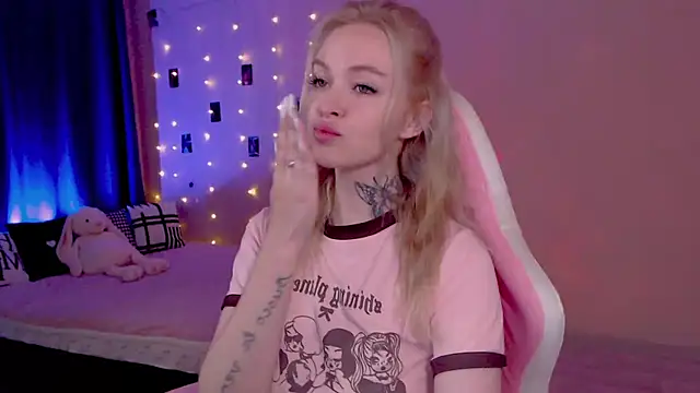 Naughty Mable online show from June 12, 2026, 1:04 am