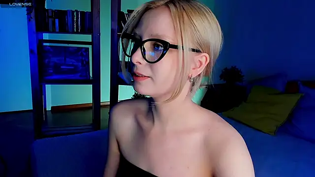 Snapshot of forget_me_not_eve chatting on March 15, 2025, 8:37 am forget me not eve online show from March 15, 2025, 8:37 am