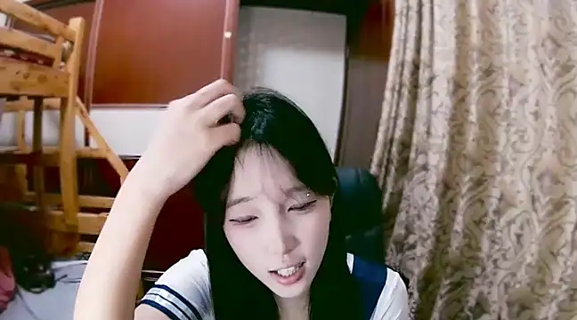 lulu-2002 online show from December 22, 2024, 1:00 pm