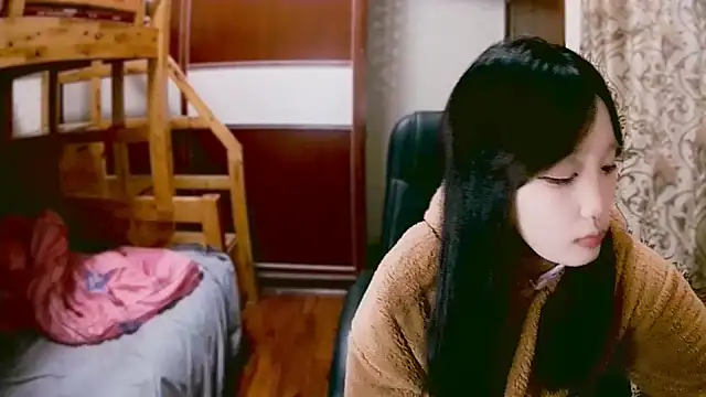 lulu-2002 online show from January 2, 2025, 1:19 pm