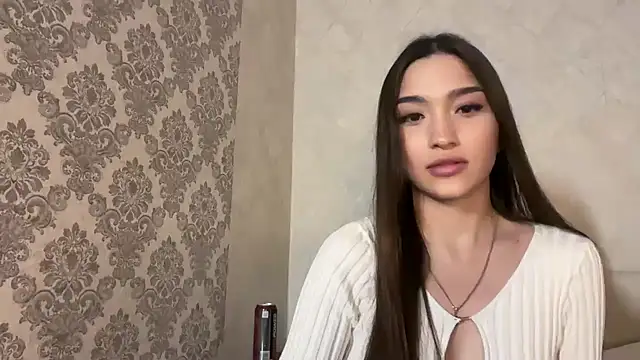 MilenaMilven online show from December 23, 2024, 7:30 pm