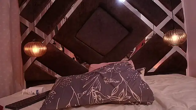 Snapshot of sam_lewins chatting on January 24, 2025, 10:19 pm sam lewins online show from January 24, 2025, 10:19 pm