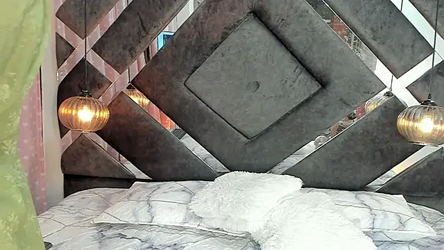 Snapshot of sam_lewins chatting on February 13, 2025, 7:21 pm sam lewins online show from February 13, 2025, 7:21 pm