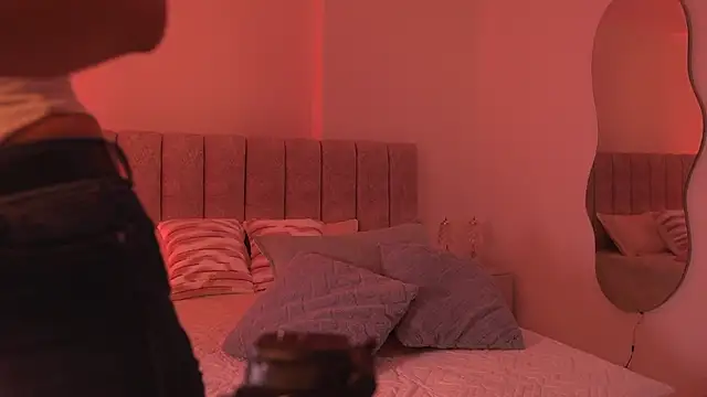 Snapshot of sam_lewins chatting on November 7, 2025, 7:25 pm sam lewins online show from November 7, 2025, 7:25 pm