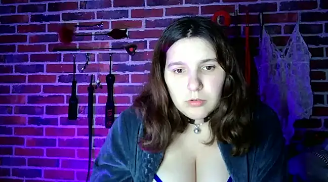 Heleneecesmecs2 online show from January 22, 2025, 2:37 am