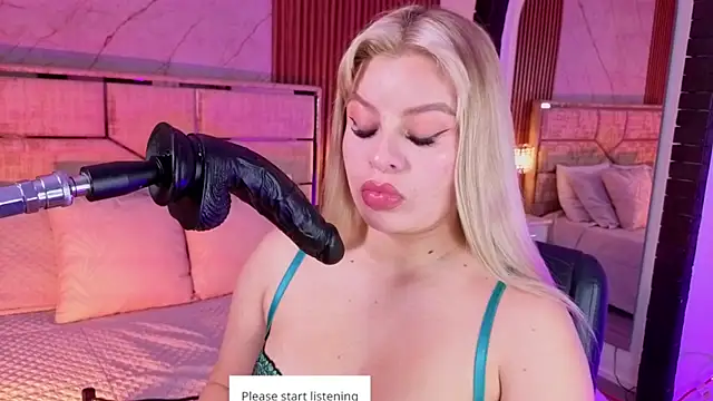 Snapshot of LolaAngellx chatting on July 26, 2026, 5:04 am LolaAngellx online show from July 26, 2026, 5:04 am