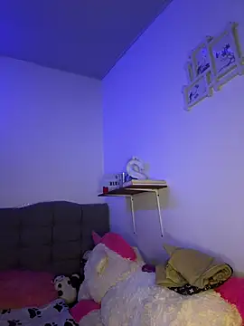 Snapshot of BlueStoneX chatting on January 25, 2025, 5:18 am BlueStoneX online show from January 25, 2025, 5:18 am