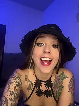 Snapshot of BlueStoneX chatting on January 26, 2025, 5:23 am BlueStoneX online show from January 26, 2025, 5:23 am