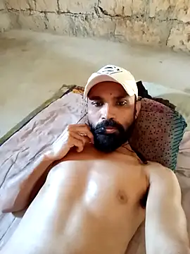 Snapshot of mojmasti143 chatting on February 1, 2025, 8:50 am mojmasti143 online show from February 1, 2025, 8:50 am