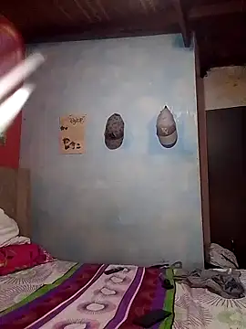 Snapshot of BlakeandRouse chatting on December 17, 2025, 1:00 am BlakeandRouse online show from December 17, 2025, 1:00 am