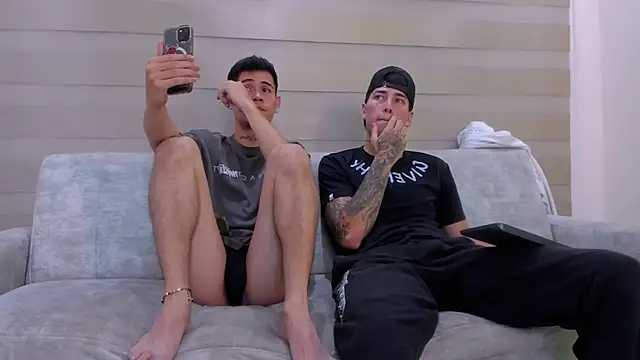 Snapshot of hell_twink chatting on March 12, 2025, 9:12 am hell twink online show from March 12, 2025, 9:12 am