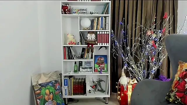 TORALAY online show from January 3, 2025, 7:39 pm