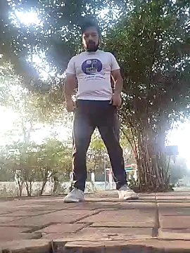 hot punekar online show from February 7, 2025, 3:01 am