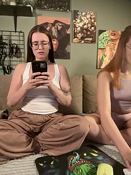 Snapshot of Sabrina_shells chatting on February 28, 2025, 3:04 am Sabrina shells online show from February 28, 2025, 3:04 am