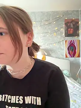 Snapshot of Sabrina_shells chatting on November 13, 2025, 10:36 am Sabrina shells online show from November 13, 2025, 10:36 am