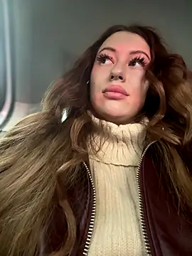 AndreaMood online show from September 29, 2025, 7:02 am