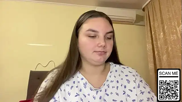 Snapshot of Dreamyblushfairy chatting on October 10, 2025, 5:34 pm Dreamyblushfairy online show from October 10, 2025, 5:34 pm