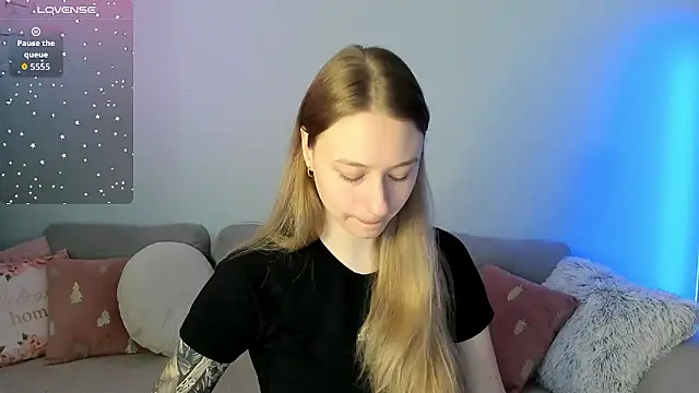 Haley Vixen online show from May 4, 2026, 8:10 am