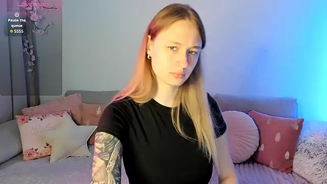 Haley Vixen online show from May 24, 2026, 8:08 am