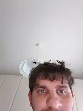 michemichemiche8 online show from January 24, 2025, 2:08 pm