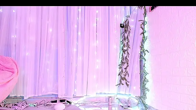 Snapshot of NattSumi chatting on January 5, 2025, 9:37 am NattSumi online show from January 5, 2025, 9:37 am