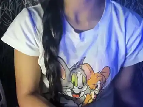 Snapshot of Somiya87 chatting on January 12, 2025, 10:54 pm Somiya87 online show from January 12, 2025, 10:54 pm