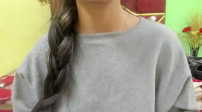 Snapshot of Somiya87 chatting on March 5, 2025, 9:48 pm Somiya87 online show from March 5, 2025, 9:48 pm