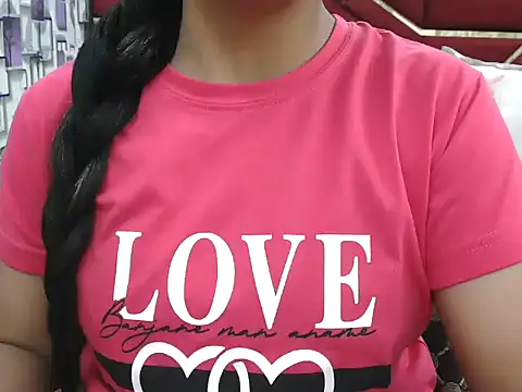 Snapshot of Somiya87 chatting on November 12, 2025, 5:57 pm Somiya87 online show from November 12, 2025, 5:57 pm