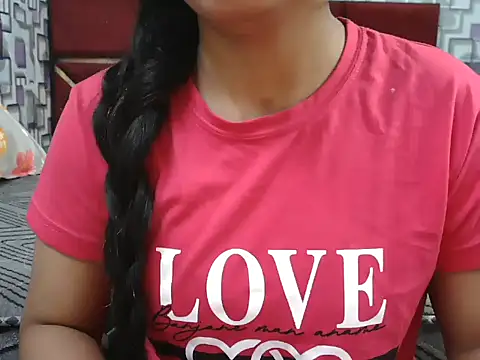 Snapshot of Somiya87 chatting on November 15, 2025, 10:15 pm Somiya87 online show from November 15, 2025, 10:15 pm