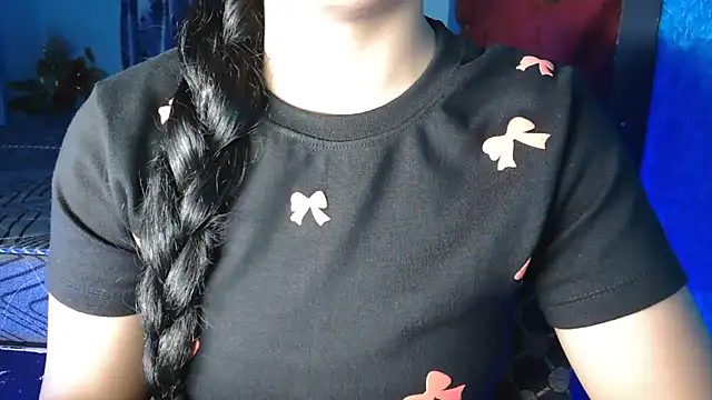 Snapshot of Somiya87 chatting on May 8, 2026, 6:24 pm Somiya87 online show from May 8, 2026, 6:24 pm