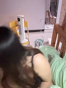 Snapshot of Happyou2 chatting on February 20, 2025, 9:33 am Happyou2 online show from February 20, 2025, 9:33 am