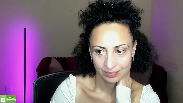 Arianasweety23 online show from September 9, 2025, 5:23 pm