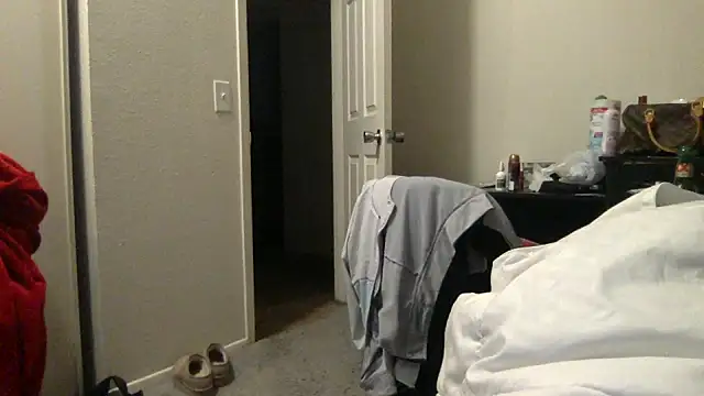 Snapshot of bubblebut420 chatting on November 12, 2025, 12:33 am bubblebut420 online show from November 12, 2025, 12:33 am