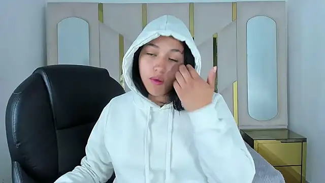 Snapshot of IsabellRodriguez18 chatting on September 24, 2025, 3:21 am IsabellRodriguez18 online show from September 24, 2025, 3:21 am