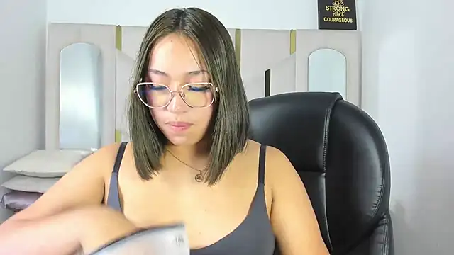 Snapshot of IsabellRodriguez18 chatting on February 13, 2026, 3:57 am IsabellRodriguez18 online show from February 13, 2026, 3:57 am