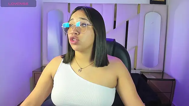 Snapshot of IsabellRodriguez18 chatting on March 3, 2026, 3:12 am IsabellRodriguez18 online show from March 3, 2026, 3:12 am