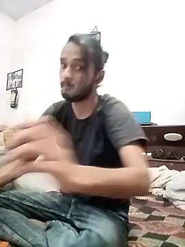 Snapshot of IamRentedBoybfriend chatting on February 11, 2025, 5:18 pm IamRentedBoybfriend online show from February 11, 2025, 5:18 pm