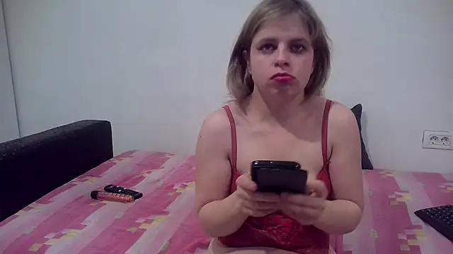 Snapshot of Sweet_bluegirl24 chatting on February 7, 2025, 11:13 pm Sweet bluegirl24 online show from February 7, 2025, 11:13 pm