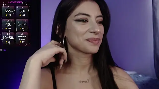 Snapshot of nala-saphir chatting on January 15, 2025, 10:35 pm nala-saphir online show from January 15, 2025, 10:35 pm